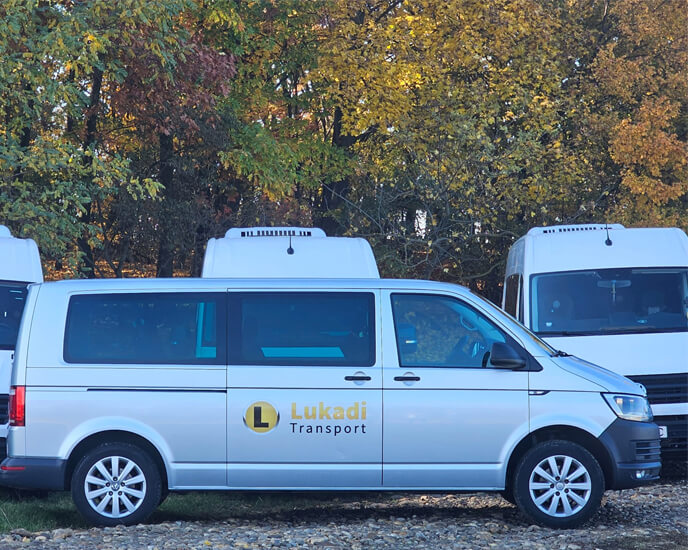 despre_lukadi_transport_masina_8_locuri